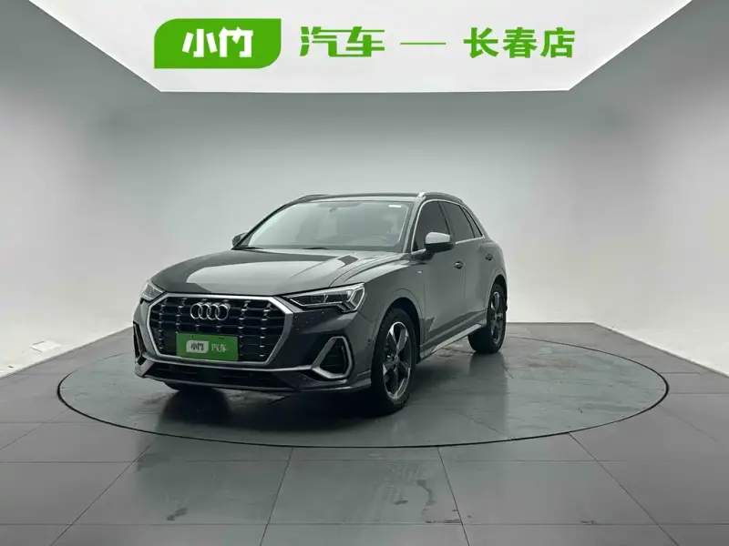 Audi Q3, 2022