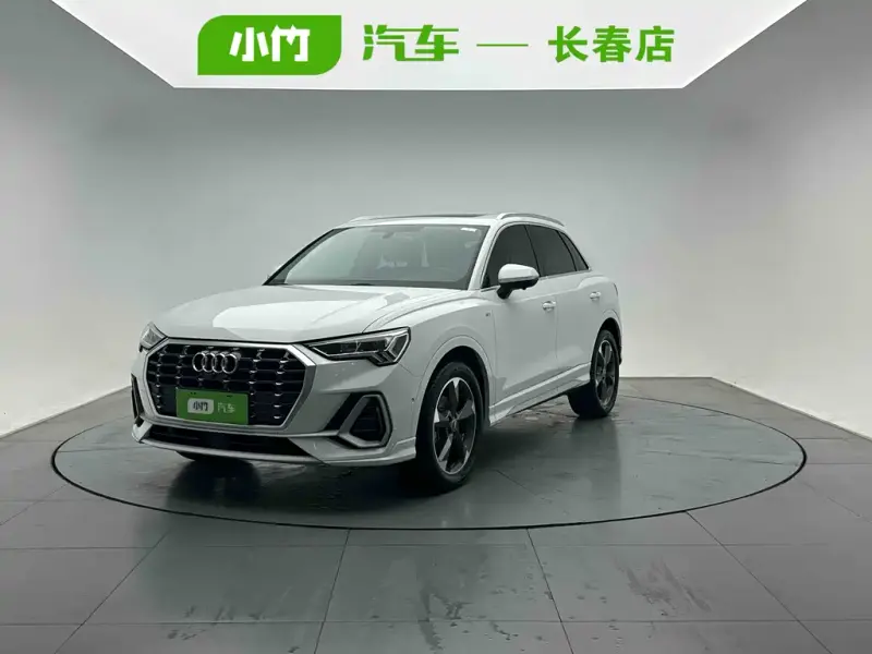 Audi Q3, 2023