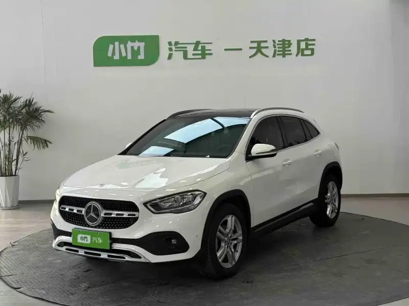 Mercedes-Benz GLA, 2022
