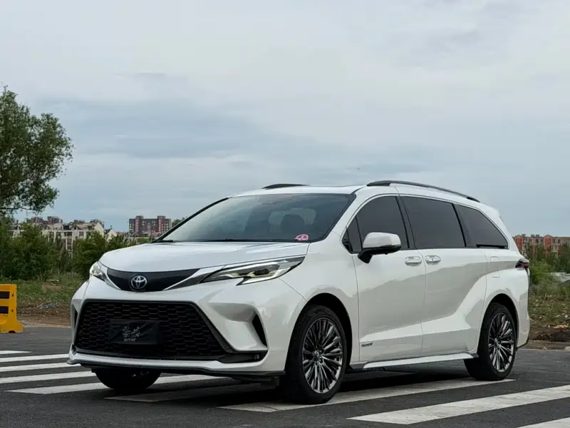 Toyota Granvia, 2024