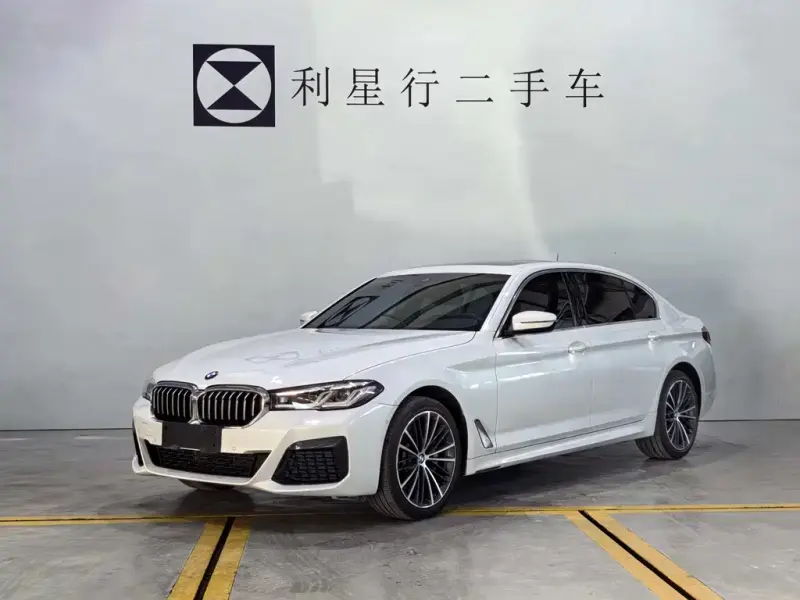 BMW 5 Series, 2023