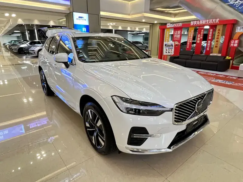 Volvo XC60, 2026