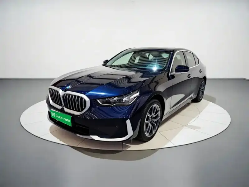 BMW i5, 2025