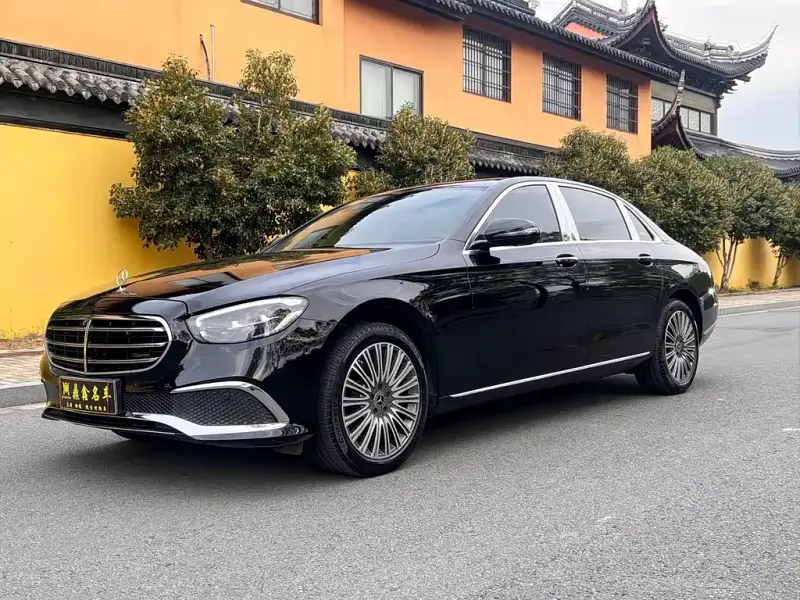 Mercedes-Benz E-Class, 2022
