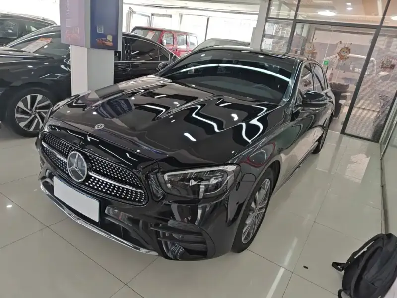 Mercedes-Benz E-Class, 2023