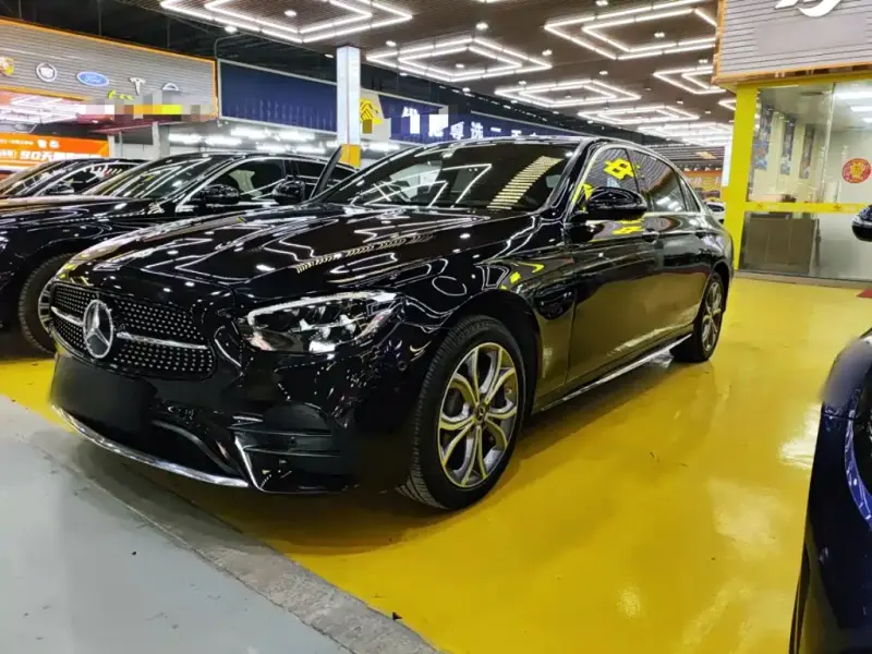 Mercedes-Benz E-Class, 2022