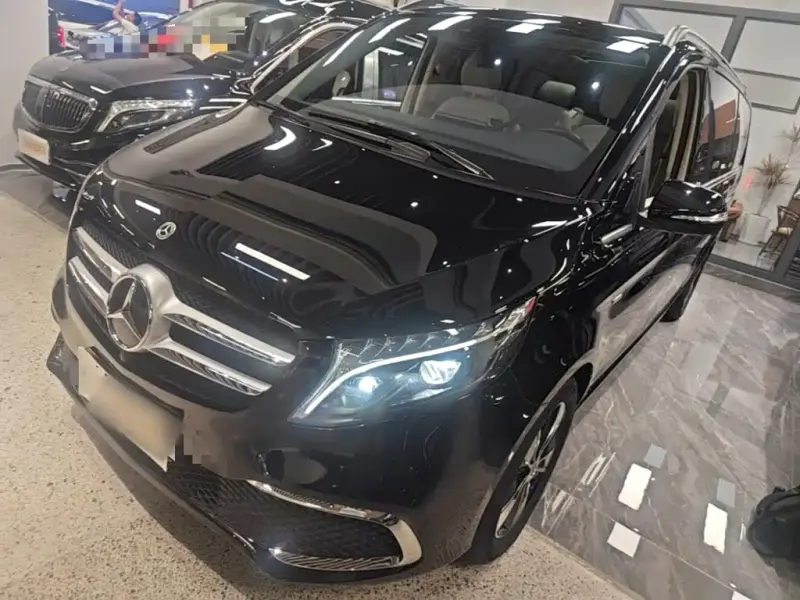 Mercedes-Benz V-Class, 2024
