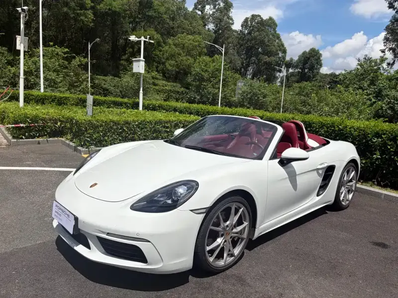 Porsche 718, 2024