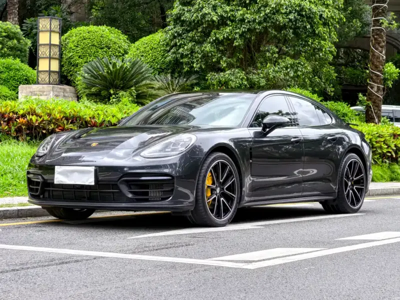 Porsche Panamera, 2021