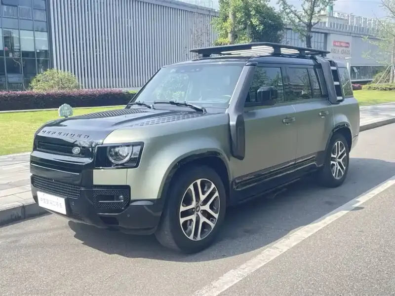 Land Rover Defender, 2023
