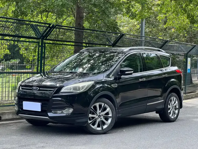 Ford Kuga, 2014