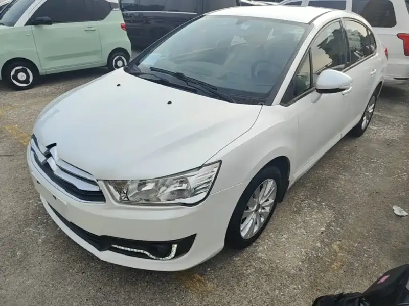 Citroen C-Quatre, 2015