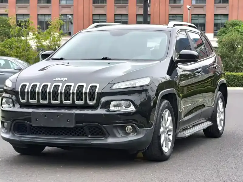 Jeep Cherokee, 2016