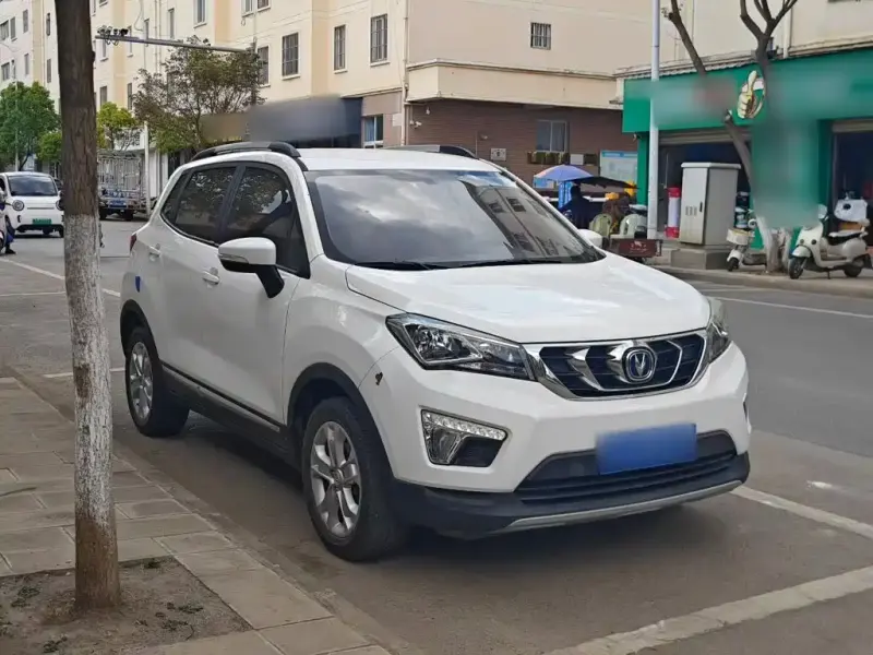 Changan CS15, 2017