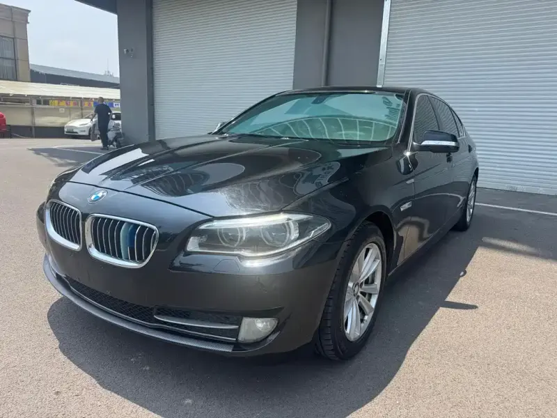 BMW 5 Series, 2011