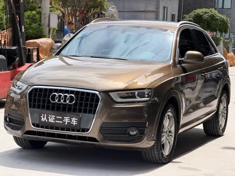 Audi Q3, 2013