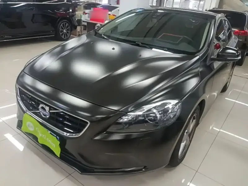 Volvo V40, 2016