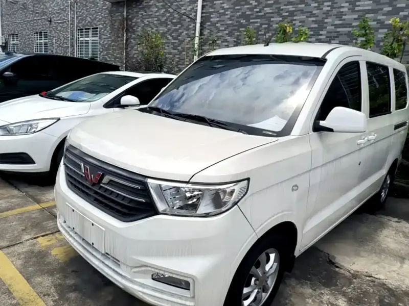 Wuling Hongguang V, 2023