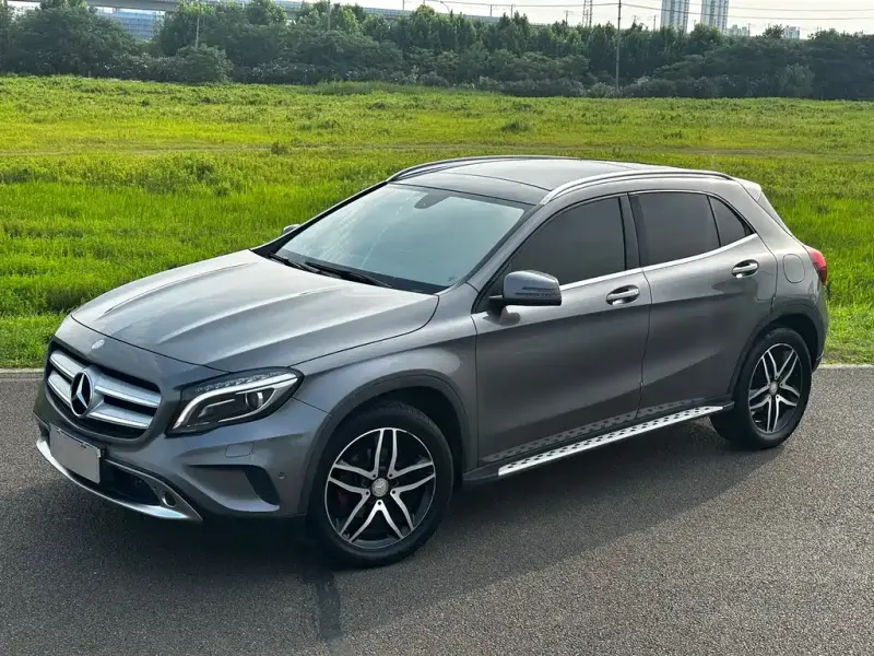 Mercedes-Benz GLA, 2015