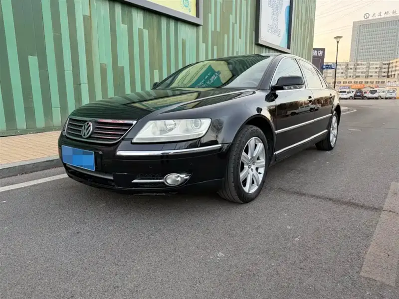 Volkswagen Phaeton, 2010