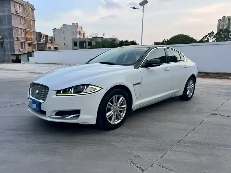 Jaguar XF, 2014