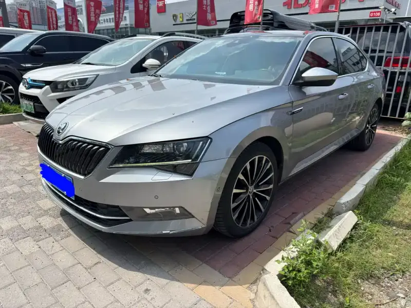 Skoda Superb, 2016