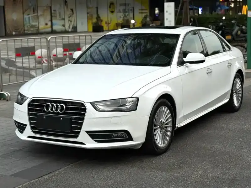 Audi A4L, 2016
