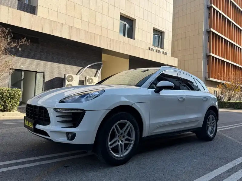 Porsche Macan, 2018