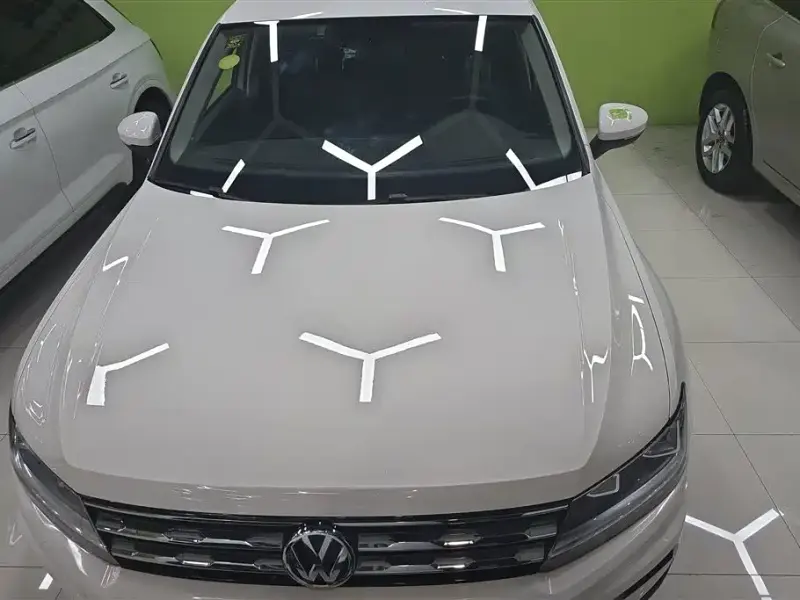 Volkswagen Tiguan L, 2017