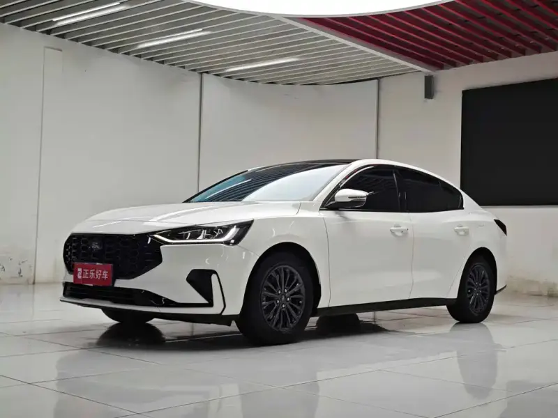 Ford Focus, 2022