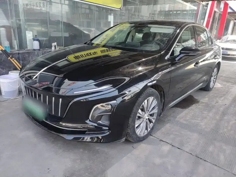 Hongqi E-QM5, 2023