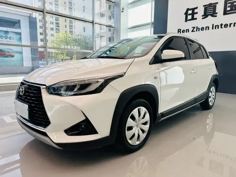 Toyota Yaris L, 2022