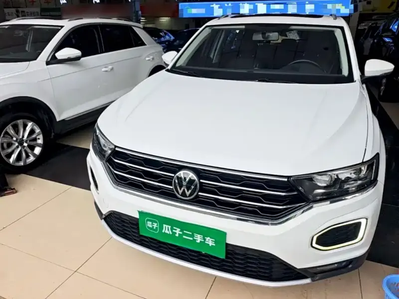 Volkswagen T-Roc, 2023