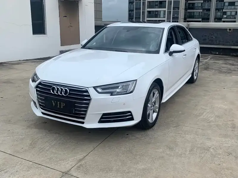 Audi A4L, 2018