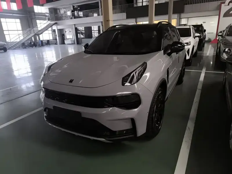 Lynk & Co 01, 2023