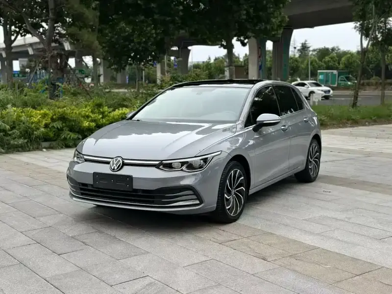 Volkswagen Golf, 2021
