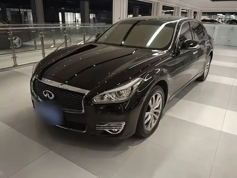 Infiniti Q70, 2018