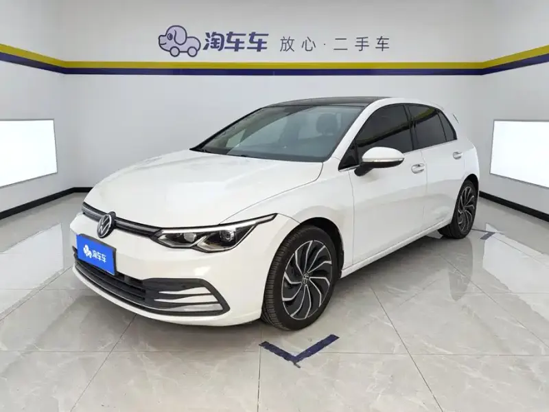 Volkswagen Golf, 2021