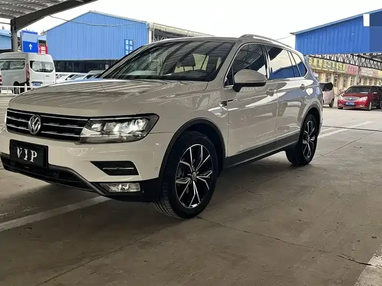 Volkswagen Tiguan L, 2020