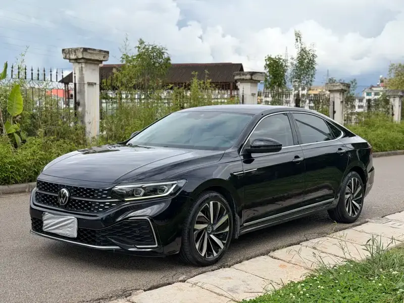 Volkswagen Passat, 2021