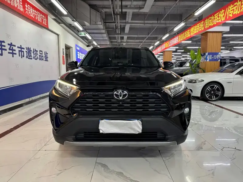 Toyota RAV4, 2021