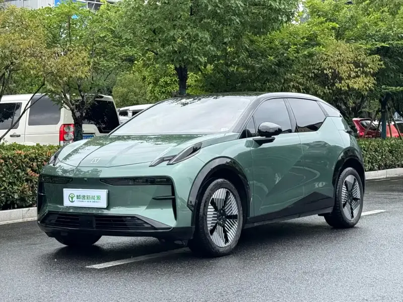 Zeekr X, 2023