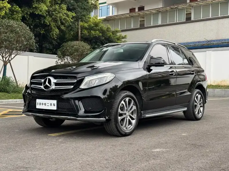Mercedes-Benz GLE( ), 2016