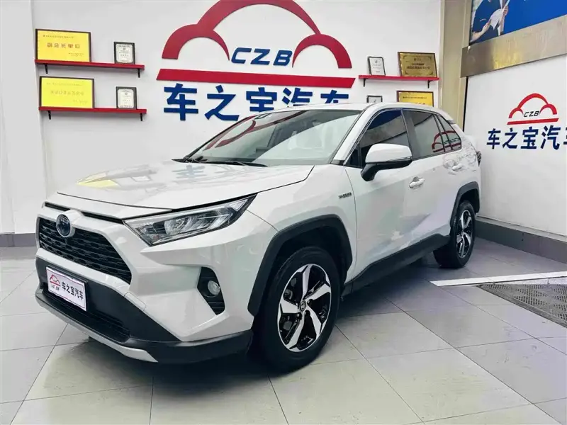 Toyota RAV4, 2021
