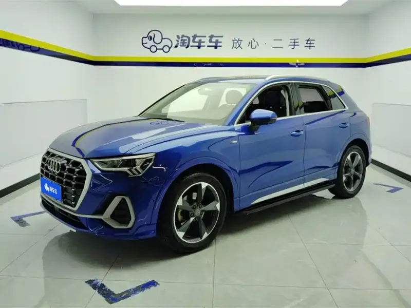 Audi Q3, 2021