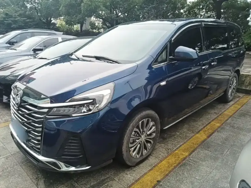 Buick GL8, 2023