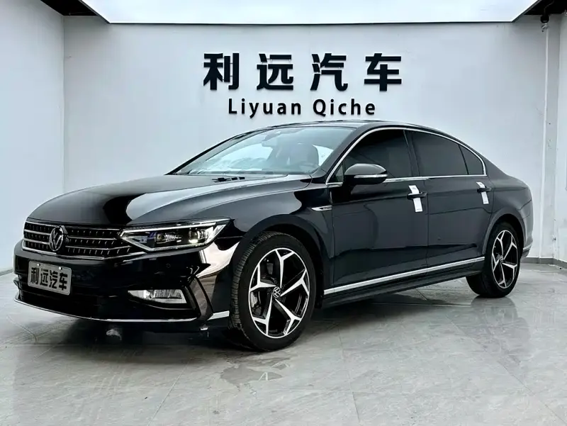 Volkswagen Magotan, 2023
