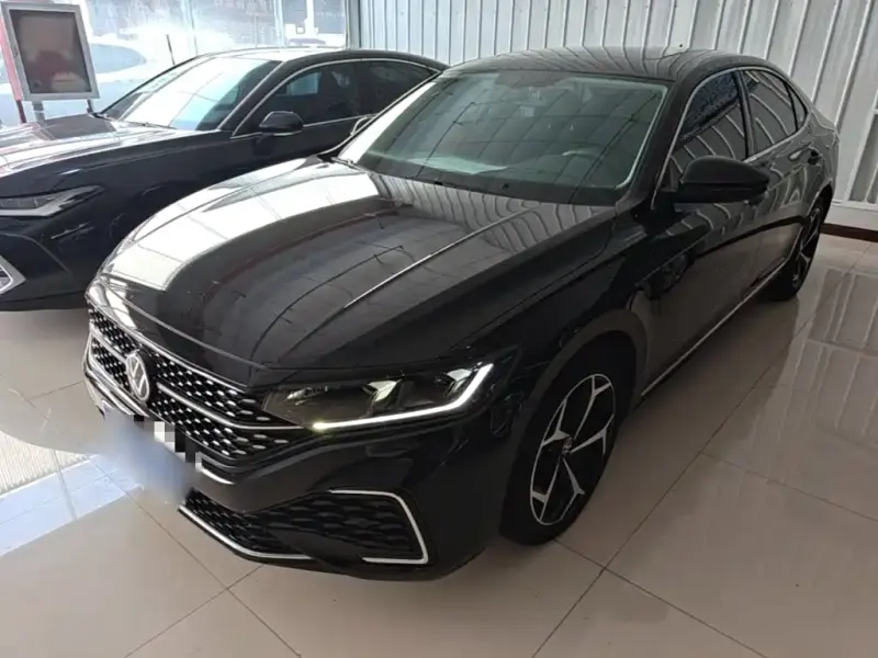 Volkswagen Passat, 2025