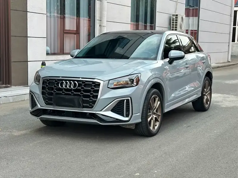 Audi Q2L, 2022