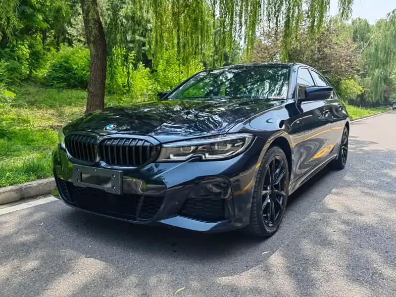 BMW 3 Series, 2022